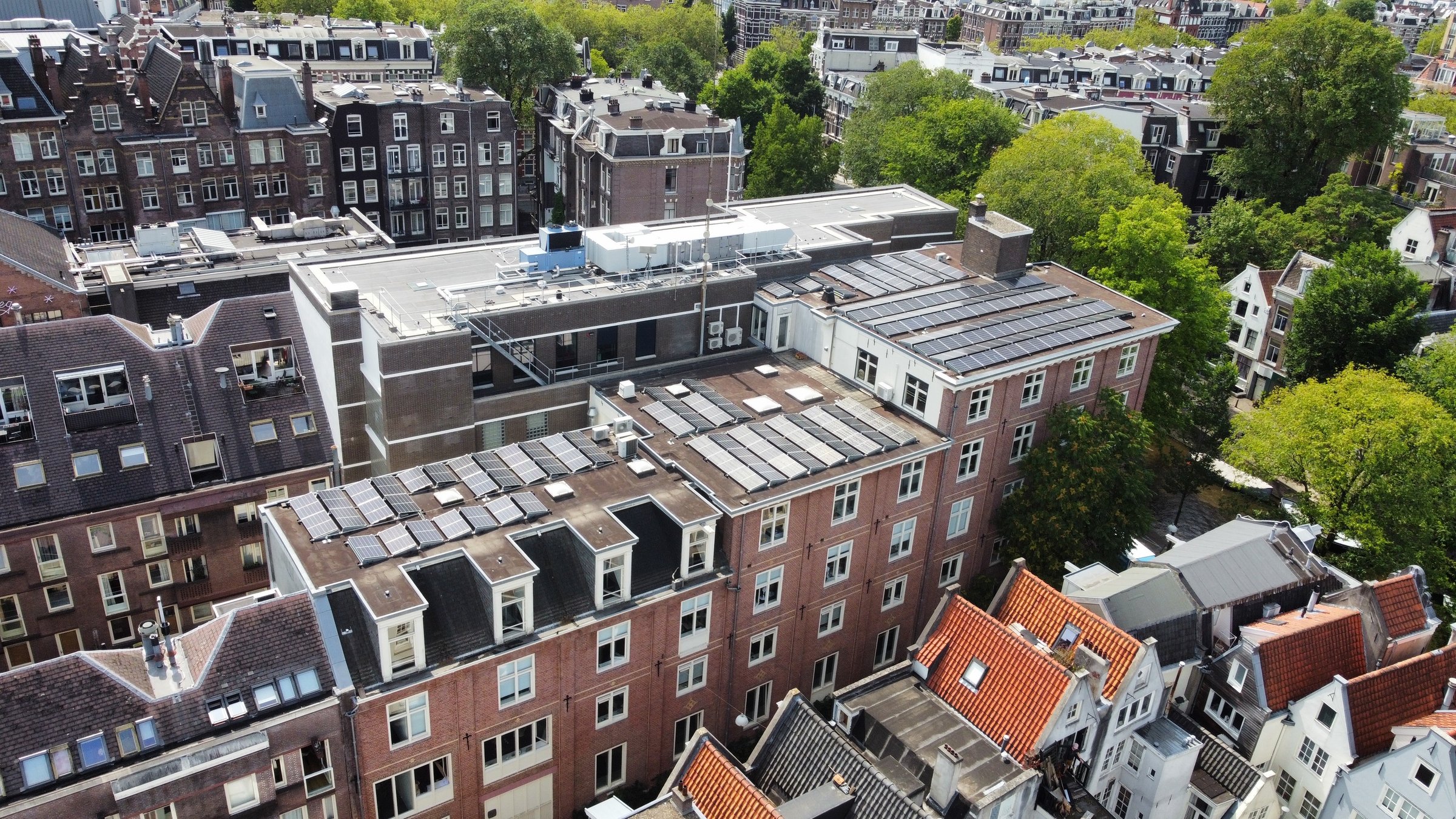 Zakelijke zonnepanelen op Andantino Leidsegracht