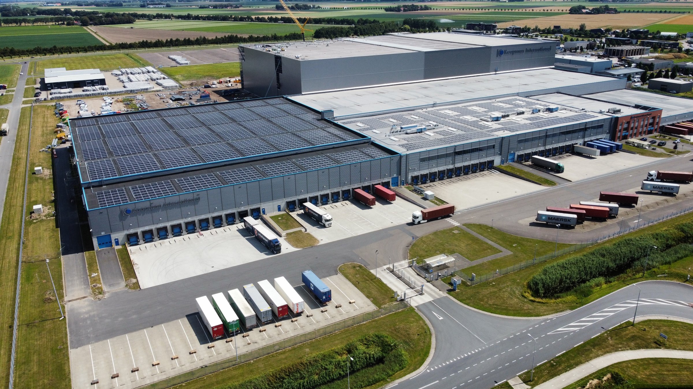 Zakelijke zonnepanelen in Emmeloord voor Koopman International